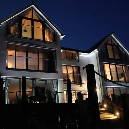 Couette-café Pebble House 5*